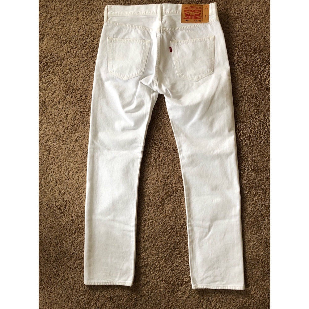 Pristine 501 white Levi’s size 31 32